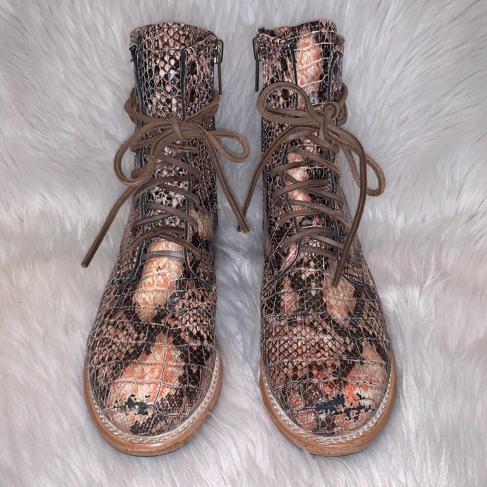 RARE Freebird Manchester Leather Combat Boots, Pink Snake - Picture 11 of 11